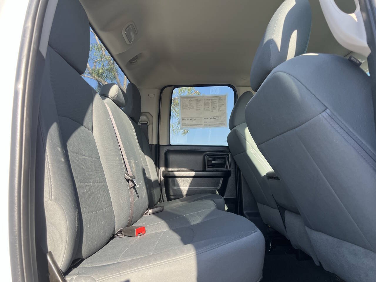 Used 2017 RAM 1500 Express RWD image 33