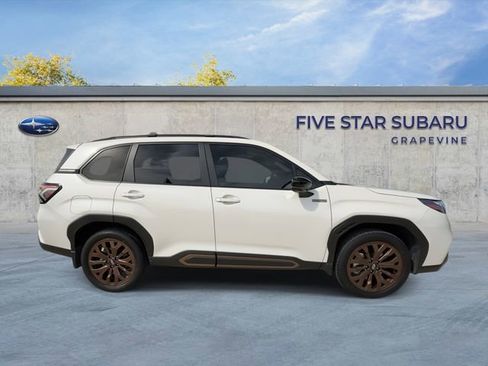 Used 2025 Subaru Forester Sport image 9