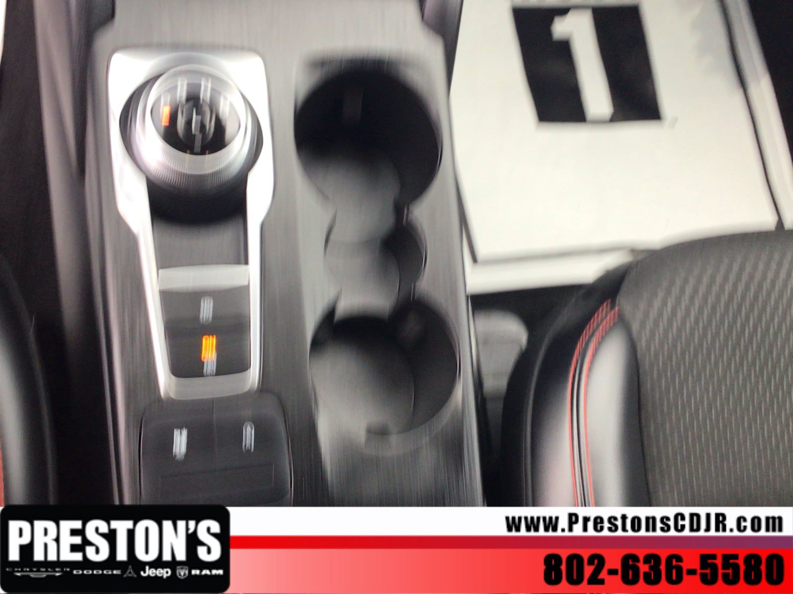 Used 2025 Ford Escape ST-Line Select AWD/4WD image 11