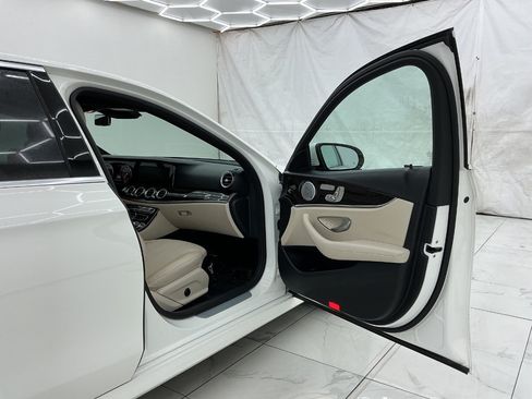 Used 2019 Mercedes-Benz E 300 w/ Premium 1 Package image 17