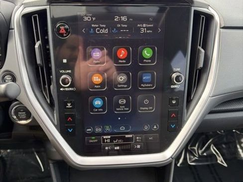 Used 2024 Subaru Crosstrek 2.0i Premium image 11