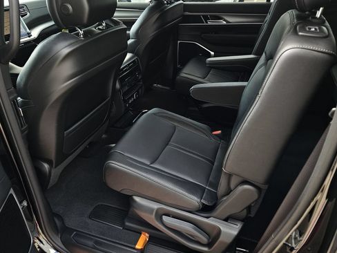 New 2026 Jeep Grand Wagoneer L Limited AWD/4WD image 13