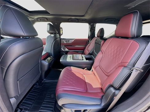 New 2026 INFINITI QX80 Autograph w/ Premium Cargo Package image 36