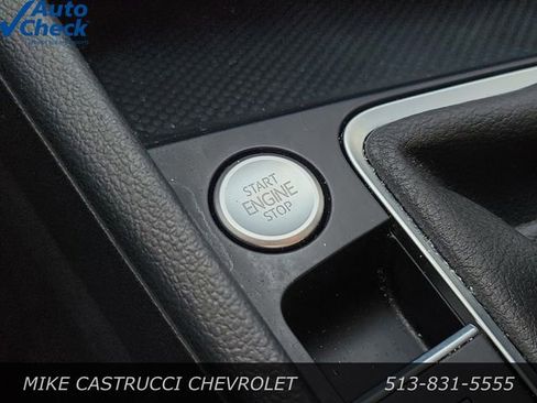 Used 2024 Volkswagen Jetta SE FWD image 20