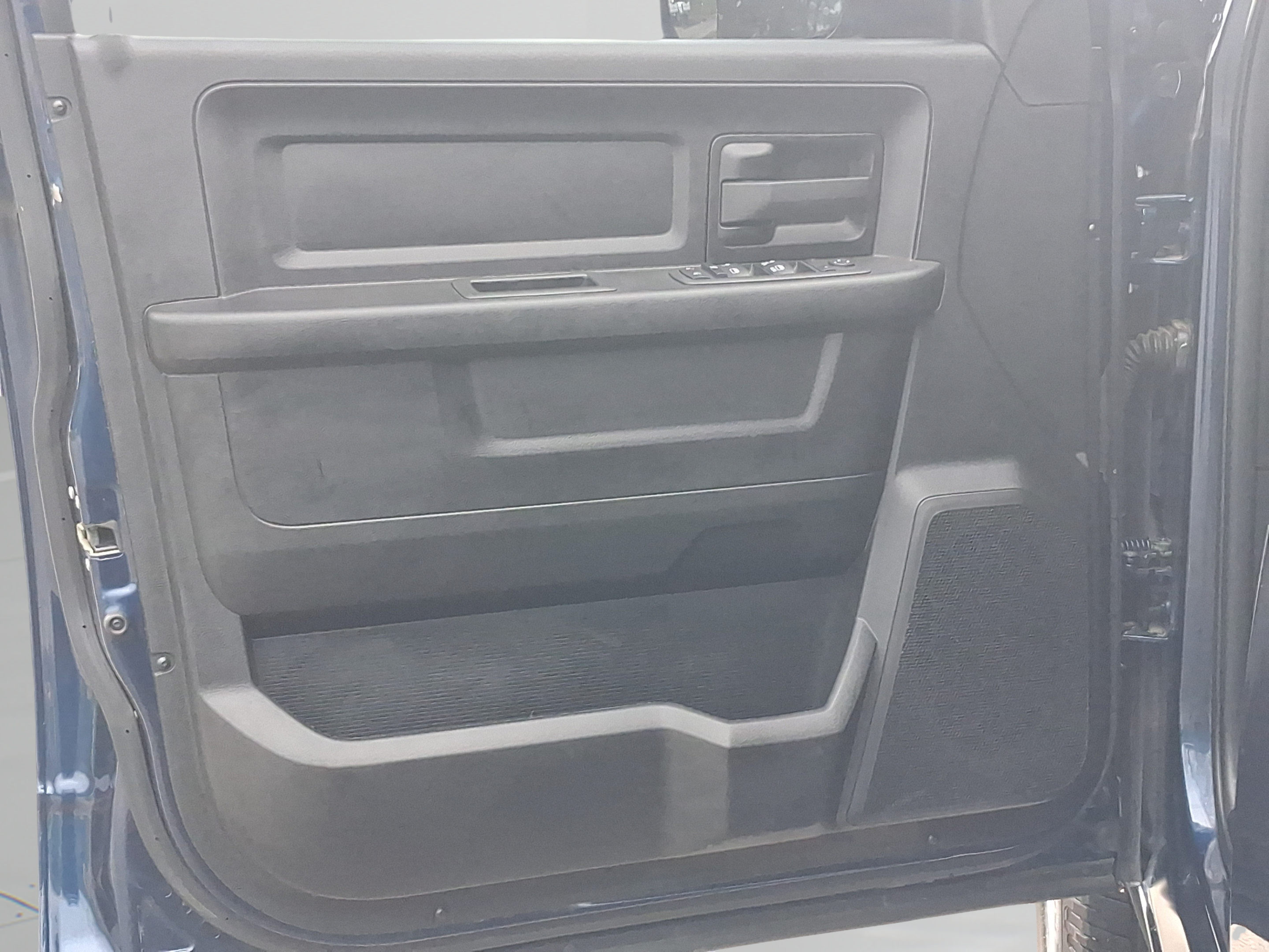 Used 2022 RAM 3500 Tradesman AWD/4WD image 12