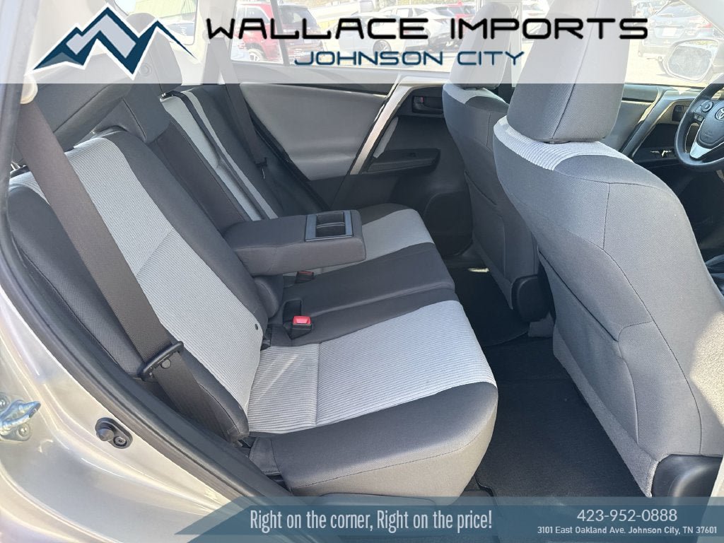 Used 2015 Toyota RAV4 LE AWD/4WD image 39