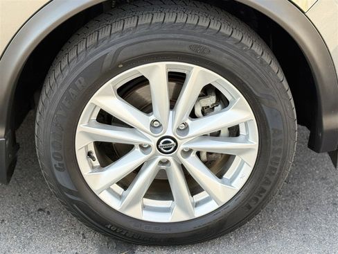 Used 2019 Nissan Rogue Sport SV w/ All-Weather Package image 9