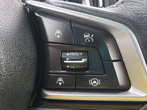 Used 2022 Subaru Outback Premium image 17