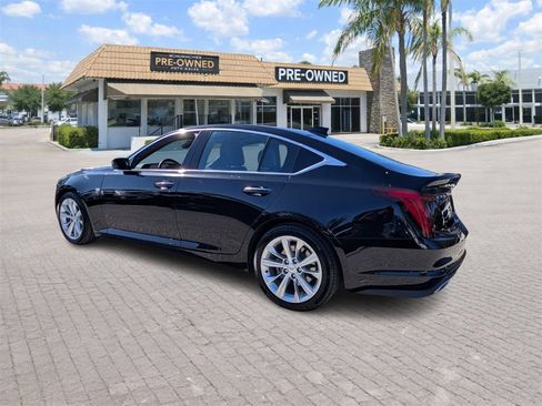 Used 2025 Cadillac CT5 Premium Luxury image 5
