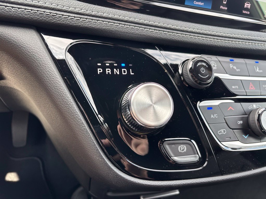 New 2027 Chrysler Pacifica Select FWD image 42