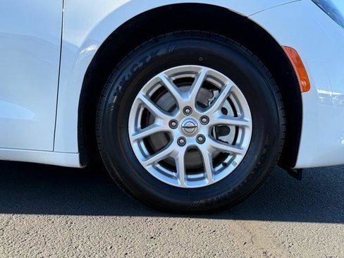 Used 2022 Chrysler Voyager LX w/ Fleet Security Group image 10