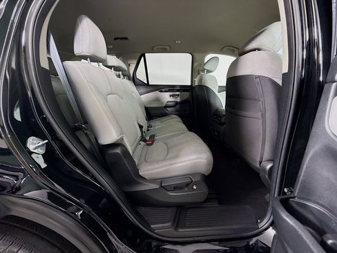 Certified 2023 Honda Pilot LX image 24
