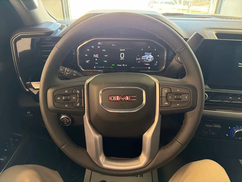 New 2026 GMC Sierra 1500 Elevation image 35