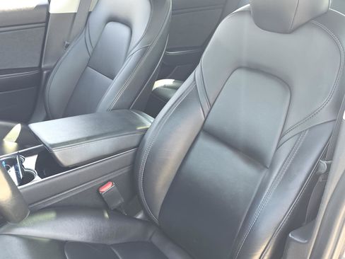 Used 2019 Tesla Model 3 Long Range RWD image 11