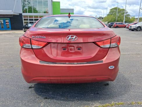 Used 2013 Hyundai Elantra GLS FWD image 7