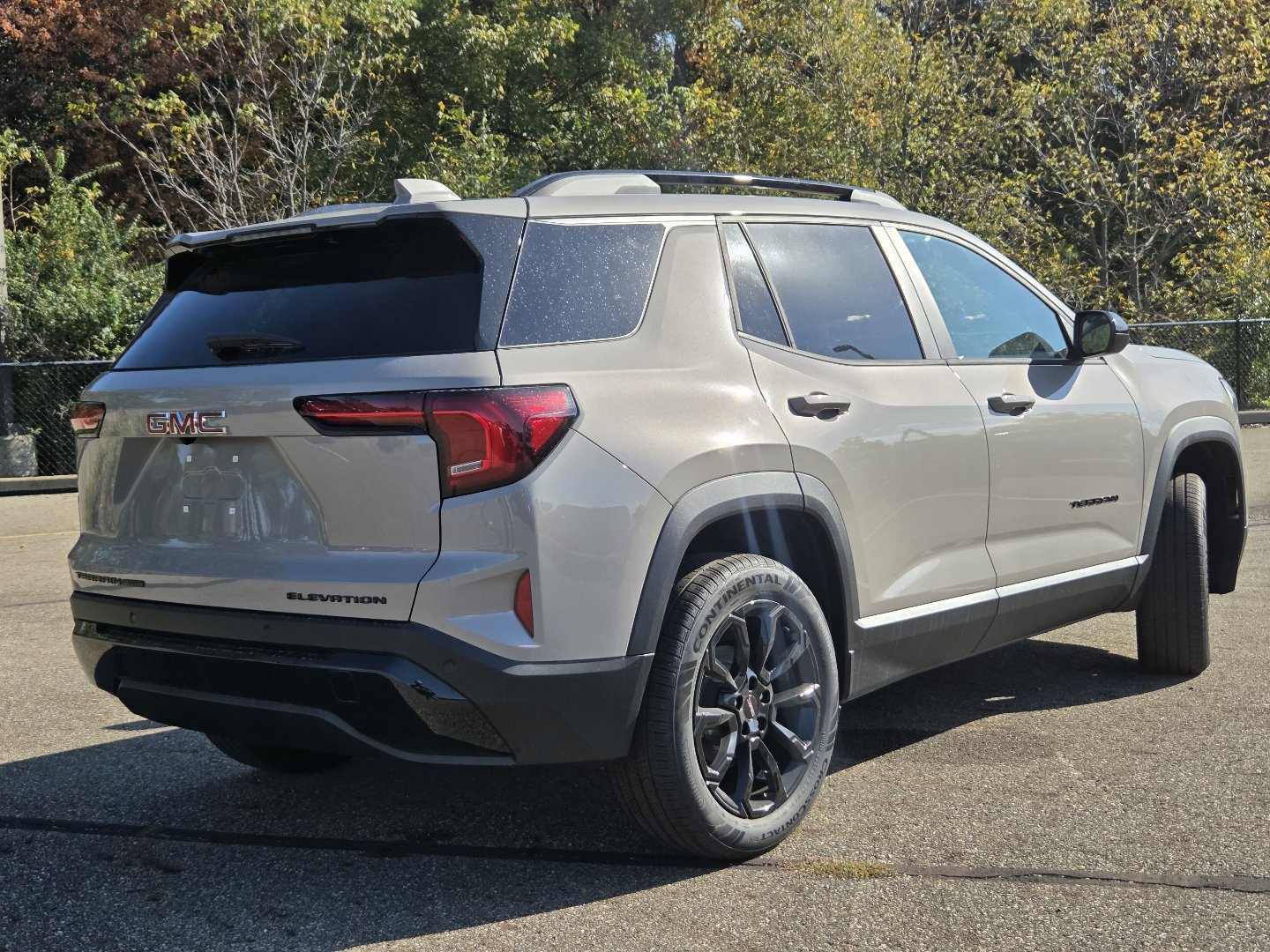 New 2027 GMC Terrain Elevation w/ Elevation Premium Package AWD/4WD image 17