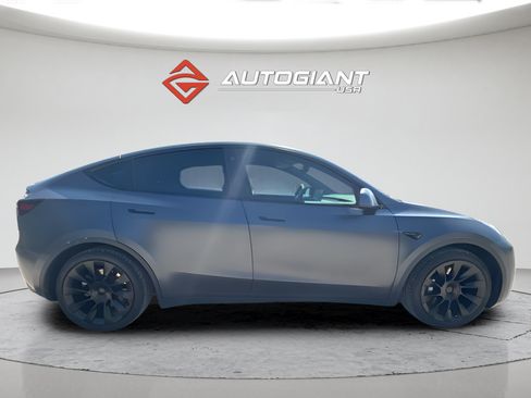 Used 2021 Tesla Model Y Long Range AWD/4WD image 5