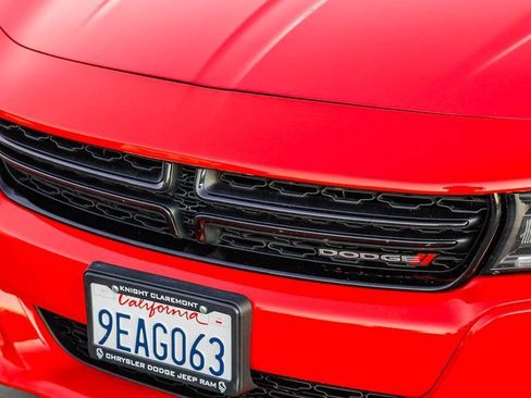 Used 2022 Dodge Charger SXT image 6