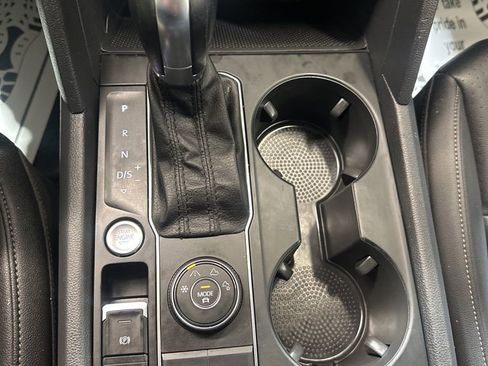 Used 2019 Volkswagen Atlas SE w/ Towing Package image 33