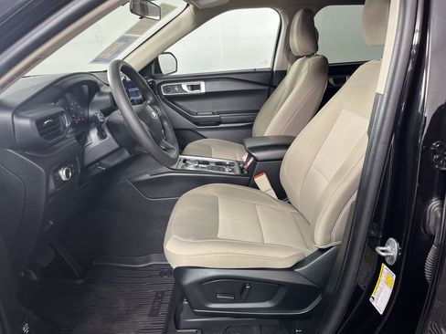 Used 2023 Ford Explorer 4WD image 10