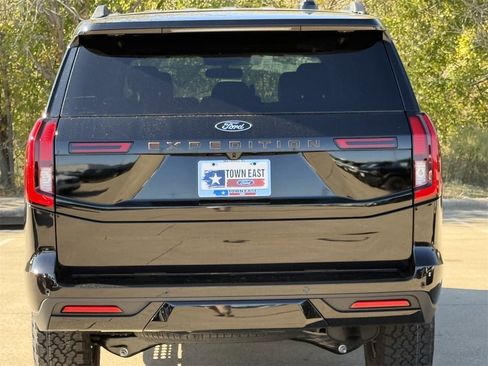 New 2025 Ford Expedition Tremor image 29
