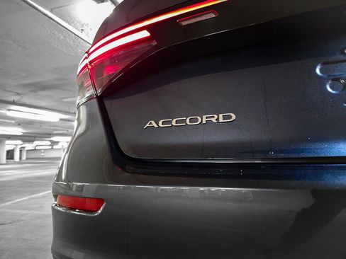 Used 2024 Honda Accord EX image 9