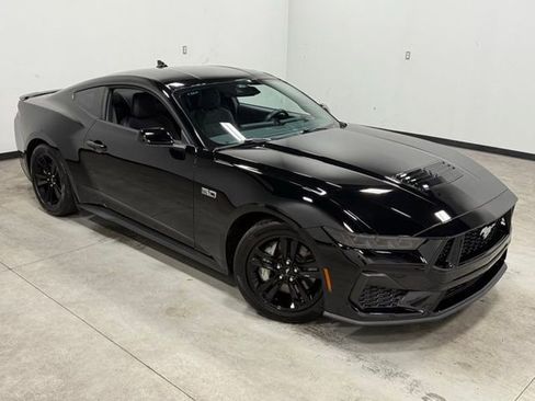 Used 2025 Ford Mustang GT image 34