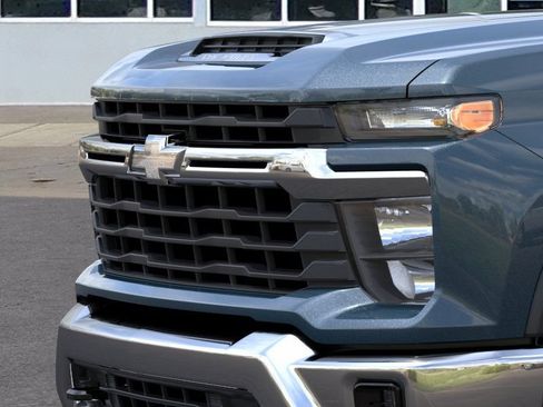 New 2026 Chevrolet Silverado 2500 LT w/ Convenience Package AWD/4WD image 13