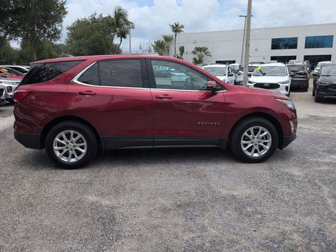 Used 2019 Chevrolet Equinox LT AWD/4WD image 2
