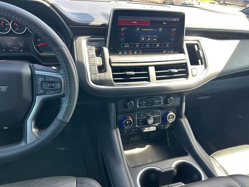 Used 2021 Chevrolet Tahoe Z71 w/ Z71 Signature Package image 20