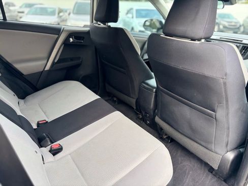 Used 2017 Toyota RAV4 XLE image 14