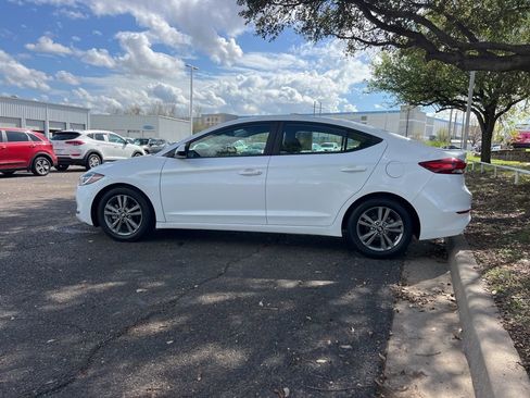 Used 2018 Hyundai Elantra SEL image 4