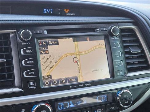 Used 2019 Toyota Highlander Limited image 15