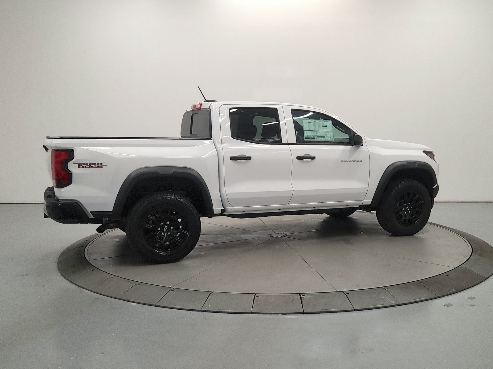 New 2026 Chevrolet Colorado Trail Boss AWD/4WD image 9
