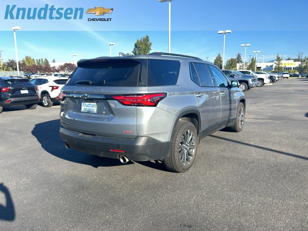 Used 2023 Chevrolet Traverse RS w/ LPO, Floor Liner Package AWD/4WD image 7