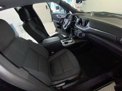 Used 2021 Chevrolet Blazer LT FWD image 42