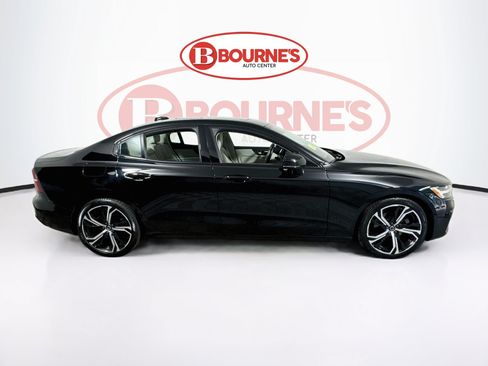 Used 2023 Volvo S60 B5 Core w/ Climate Package AWD/4WD image 12