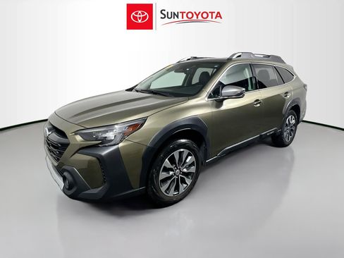 Used 2023 Subaru Outback Touring XT AWD/4WD image 9
