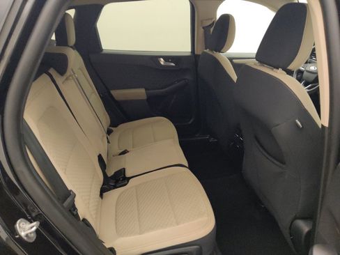 Used 2020 Ford Escape SE FWD image 19
