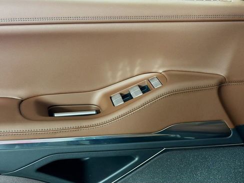 New 2026 Lincoln Navigator Reserve AWD/4WD image 19