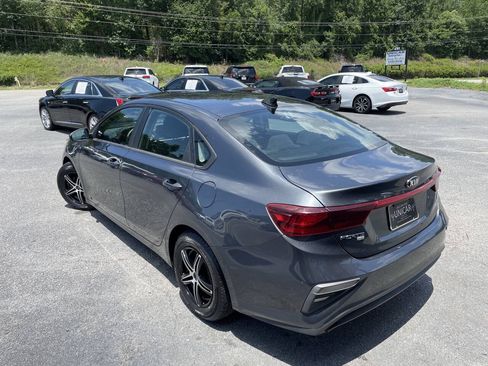 Used 2021 Kia Forte Sedan FWD image 5
