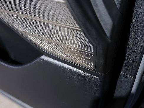 Used 2023 Hyundai Palisade Calligraphy image 22