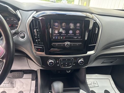 Used 2021 Chevrolet Traverse LT w/ LPO, Cargo Package image 18