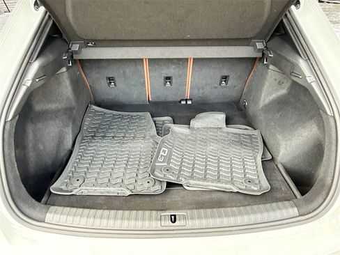 Used 2021 Audi Q3 2.0T Premium image 30