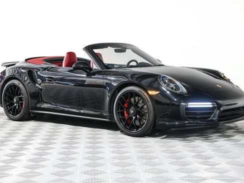 Used 2019 Porsche 911 Turbo AWD/4WD image 10
