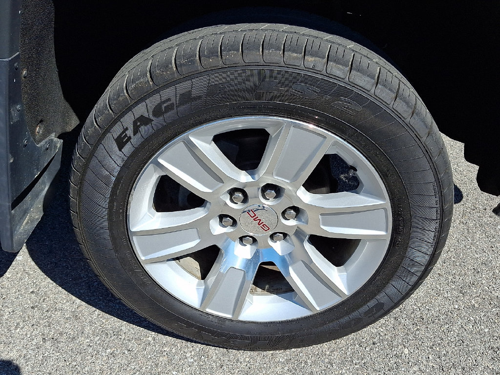 Used 2015 GMC Sierra 1500 SLE w/ Suspension Package, Off-Road AWD/4WD image 12
