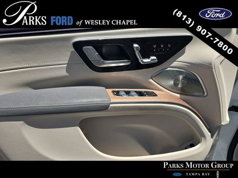Used 2023 Mercedes-Benz EQS 450+ SUV image 16