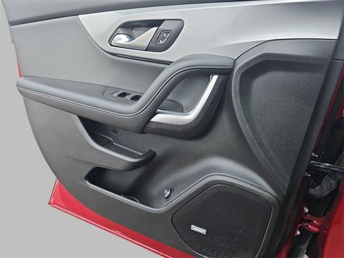 Certified 2020 Chevrolet Blazer LT w/ Sound & Technology Package image 32