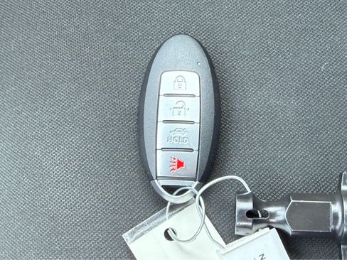 Used 2025 Nissan Versa SV w/ Trunk Package FWD image 30
