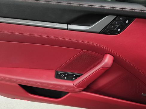 Certified 2025 Porsche 911 Carrera RWD image 23